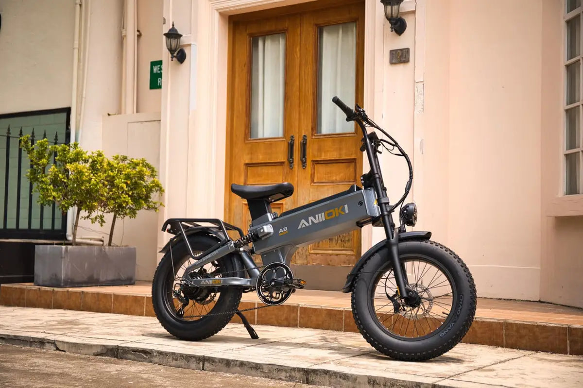 Fat Tire vs Regular Tire E-Bike: Find Your Fit by Riding Style and Terrain