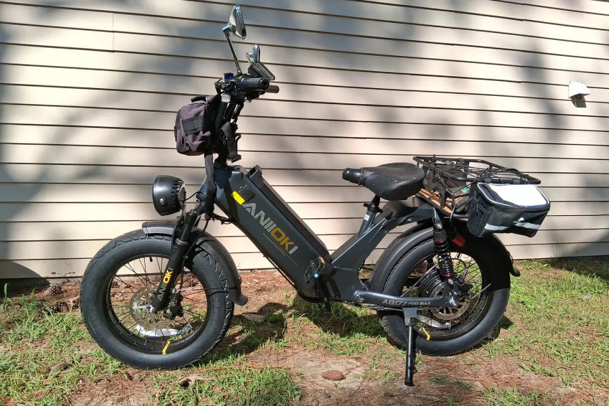 E-bike vs E-scooter: 8 Real-World Differences You Need to Know Before You Buy